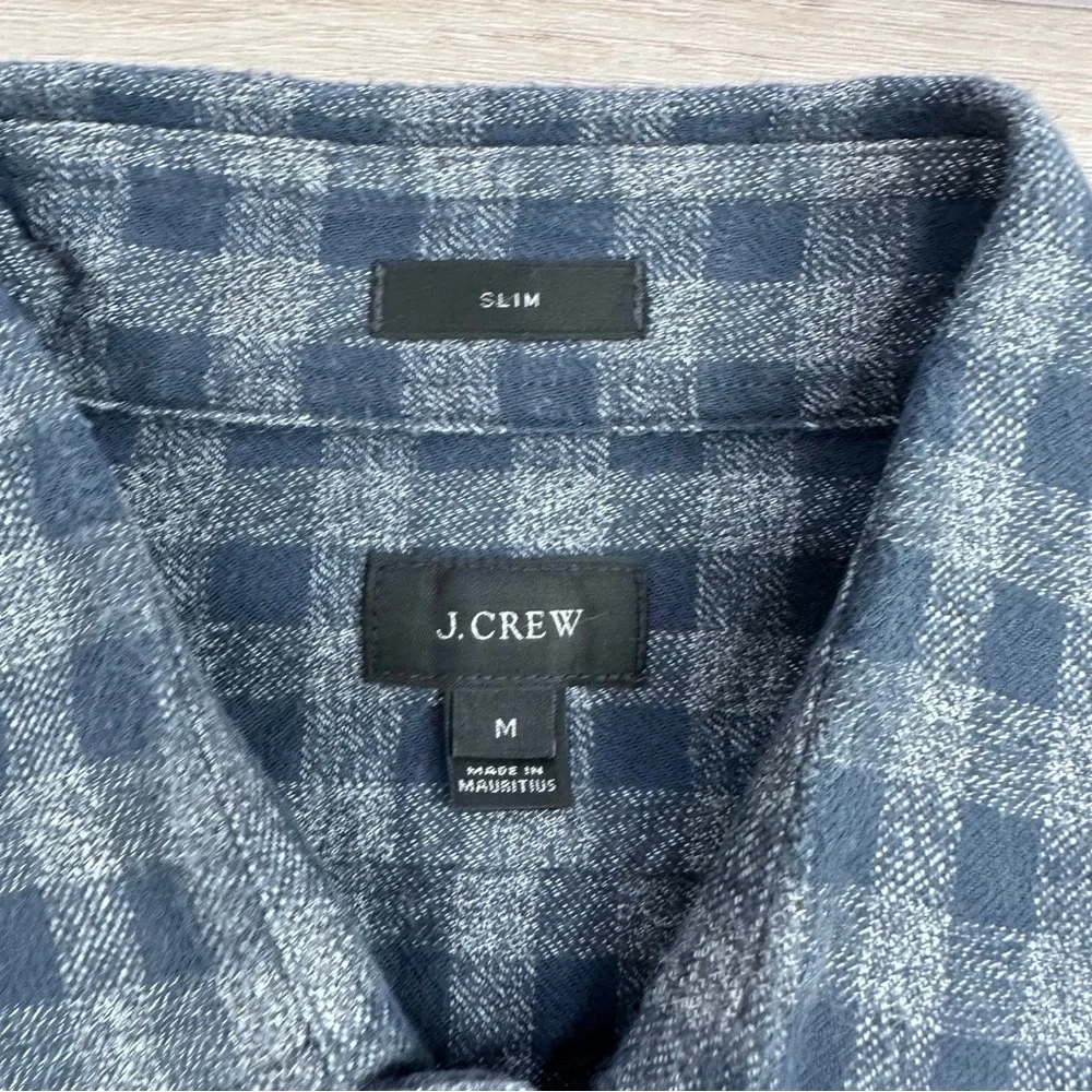 J.Crew slim collared button down shirt navy blue grey check flannel medium